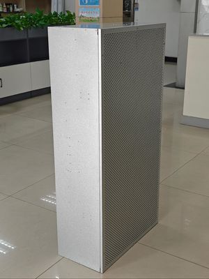 غطاء التدفق المهني مع تصفية مستوى 100 مستوى ISO14644-1 معيار وكفاءة المرشح ≥ 99.99٪